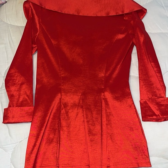 EUC Worn once for HOCO Court game only.  Size S, gorgeous ❤️ with pearl buttons! - Picture 6 of 7